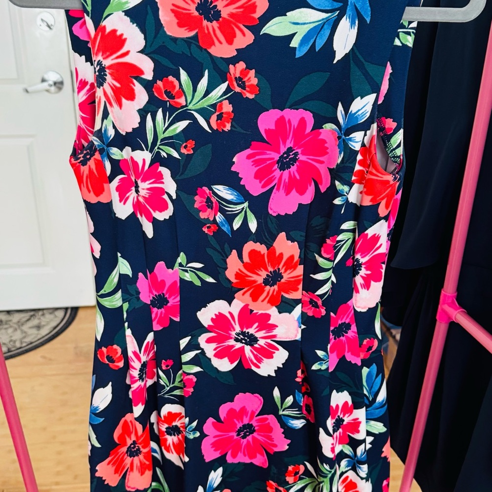 Vince Camuto Floral Sleeveless Dress